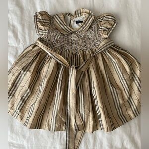 BURBERRY baby girl dress size 3m in classic Burberry print beige